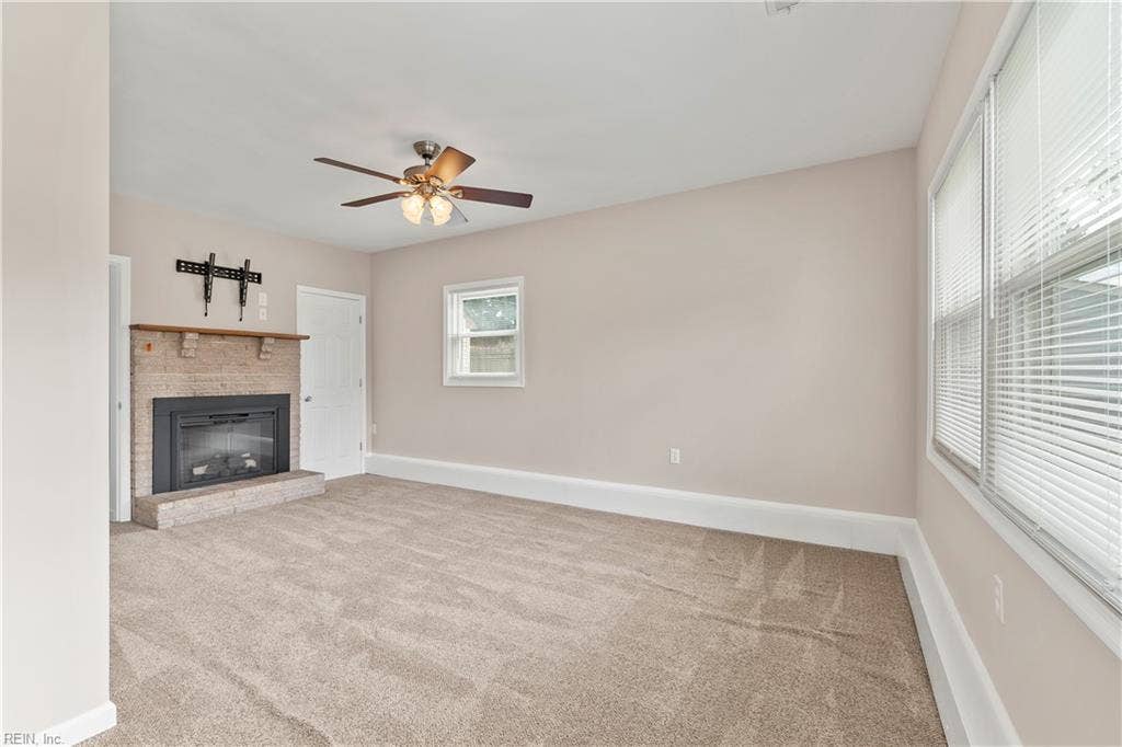 912 Carriage Hill Road, Virginia Beach, VA 23452 912 Carriage Hill Road, Virginia Beach, VA 23452