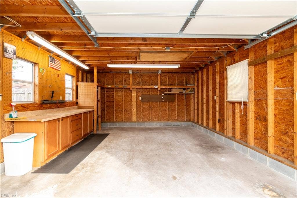 912 Carriage Hill Road, Virginia Beach, VA 23452 912 Carriage Hill Road, Virginia Beach, VA 23452