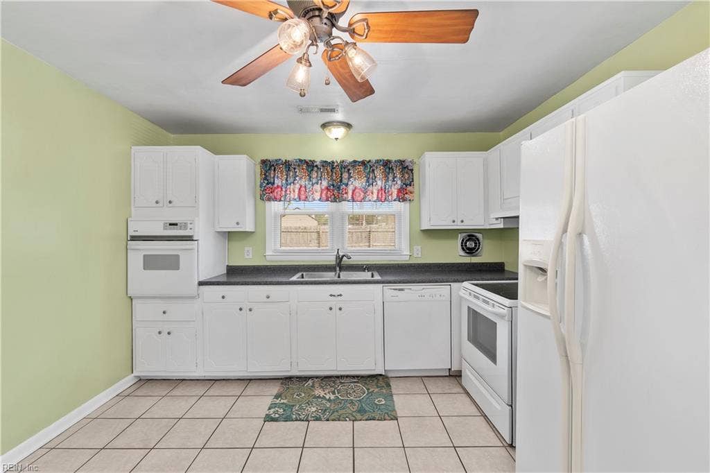 912 Carriage Hill Road, Virginia Beach, VA 23452 912 Carriage Hill Road, Virginia Beach, VA 23452