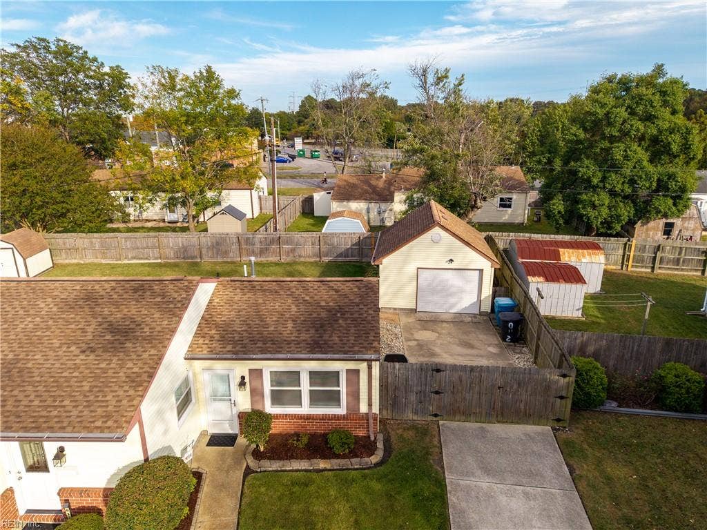 912 Carriage Hill Road, Virginia Beach, VA 23452 912 Carriage Hill Road, Virginia Beach, VA 23452