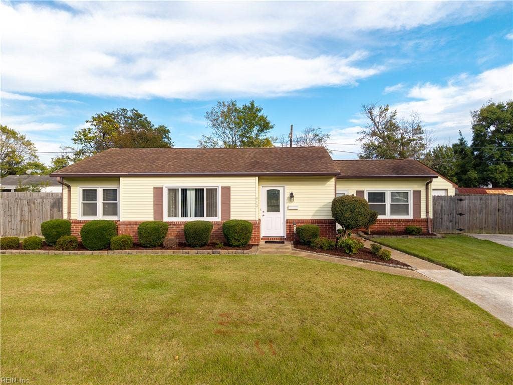 912 Carriage Hill Road, Virginia Beach, VA 23452 912 Carriage Hill Road, Virginia Beach, VA 23452