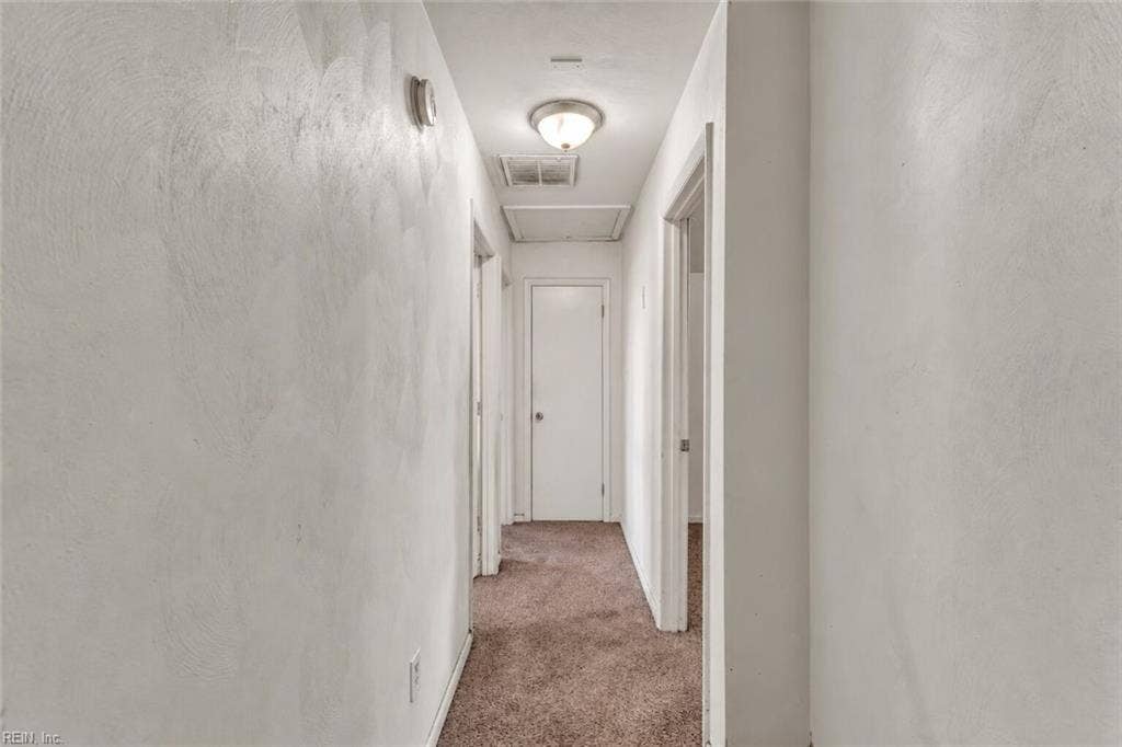 961 Avenue J Avenue, Norfolk, VA 23513 961 Avenue J Avenue, Norfolk, VA 23513