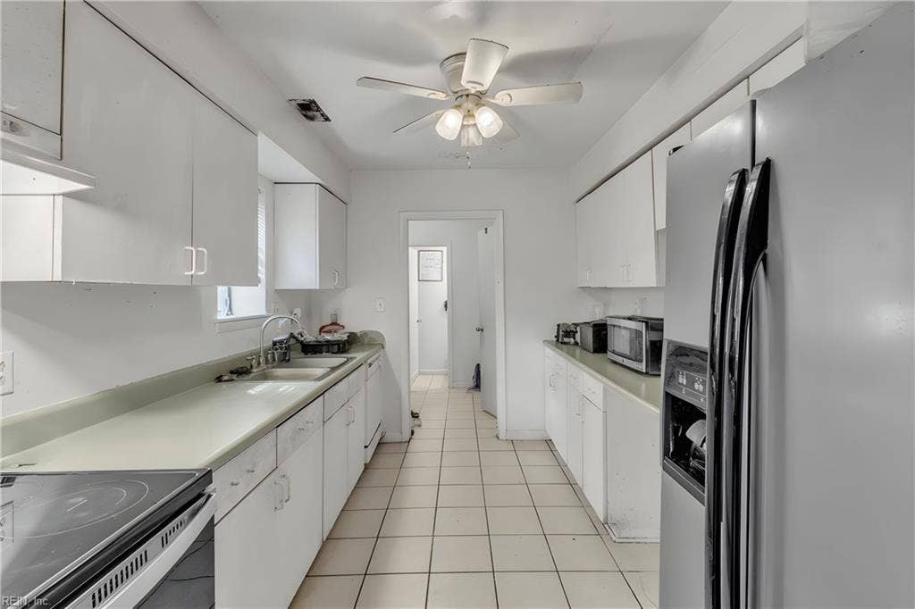 961 Avenue J Avenue, Norfolk, VA 23513 961 Avenue J Avenue, Norfolk, VA 23513