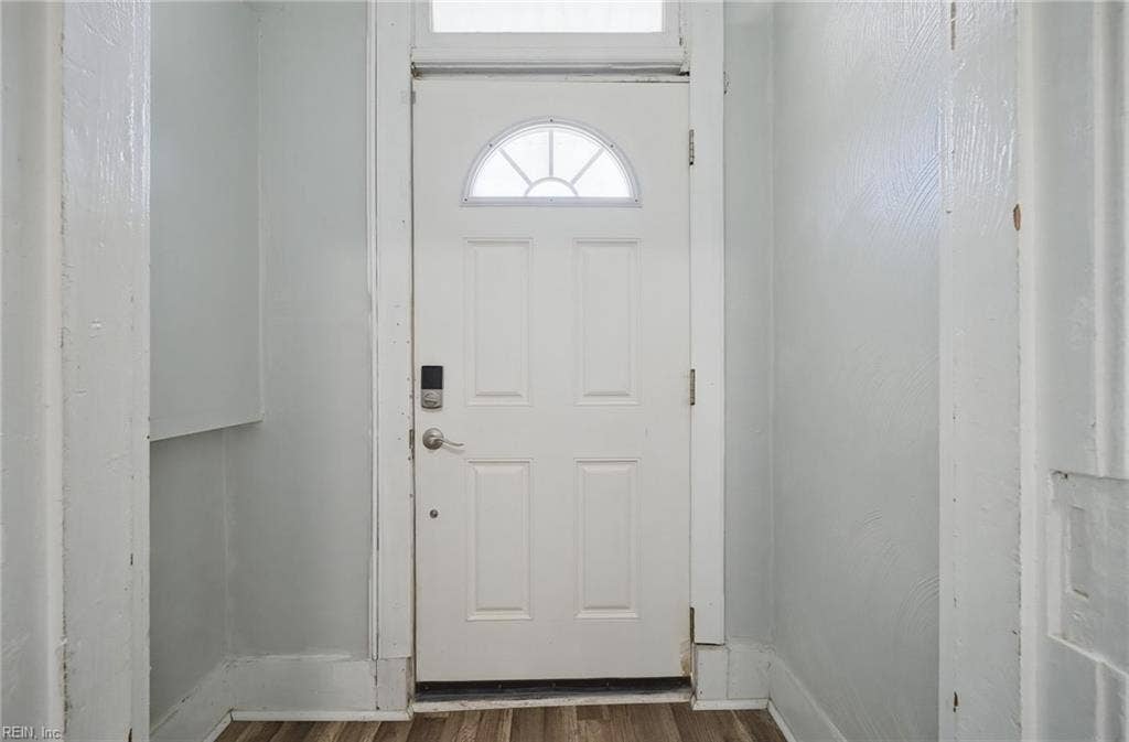 738 Douglas Avenue, Portsmouth, VA 23707