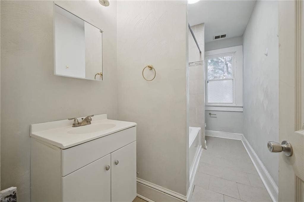 738 Douglas Avenue, Portsmouth, VA 23707