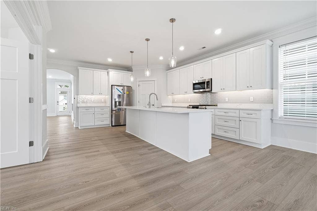 966 W Ocean View Avenue, Norfolk, VA 23503 966 W Ocean View Avenue, Norfolk, VA 23503