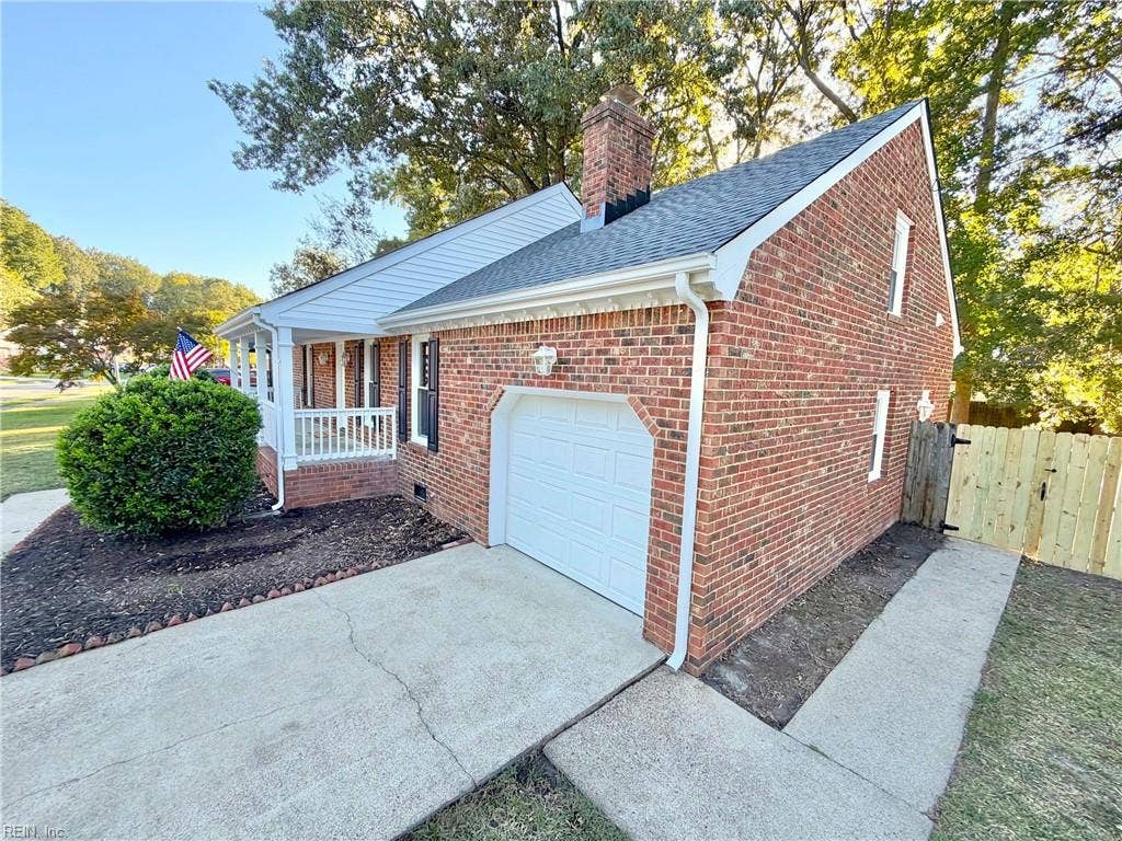 720 Baywood Trail, Chesapeake, VA 23323