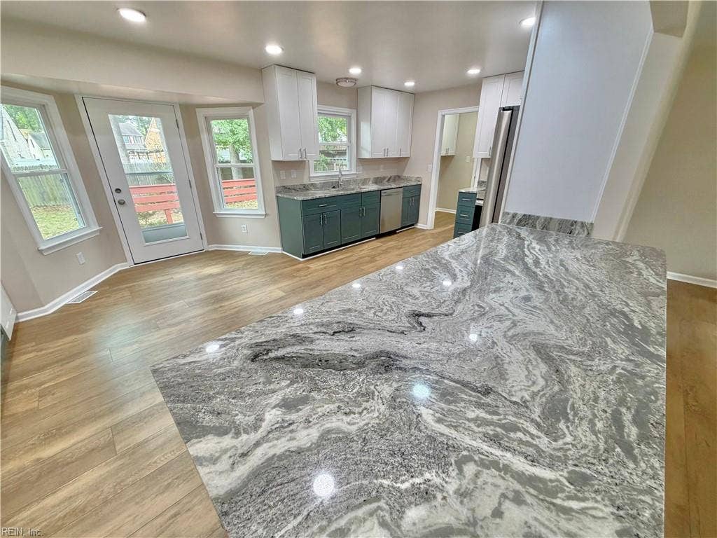 720 Baywood Trail, Chesapeake, VA 23323