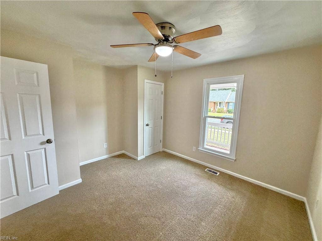 720 Baywood Trail, Chesapeake, VA 23323