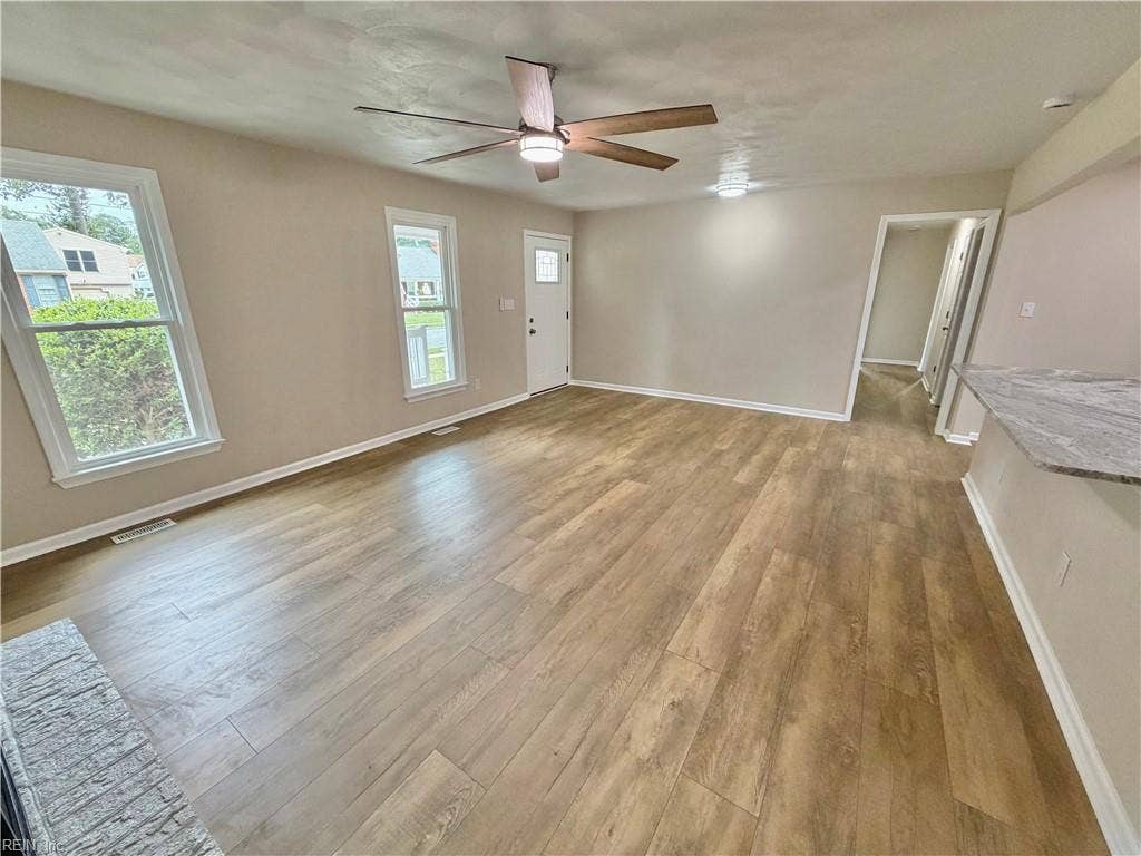 720 Baywood Trail, Chesapeake, VA 23323