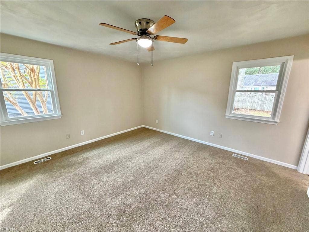 720 Baywood Trail, Chesapeake, VA 23323