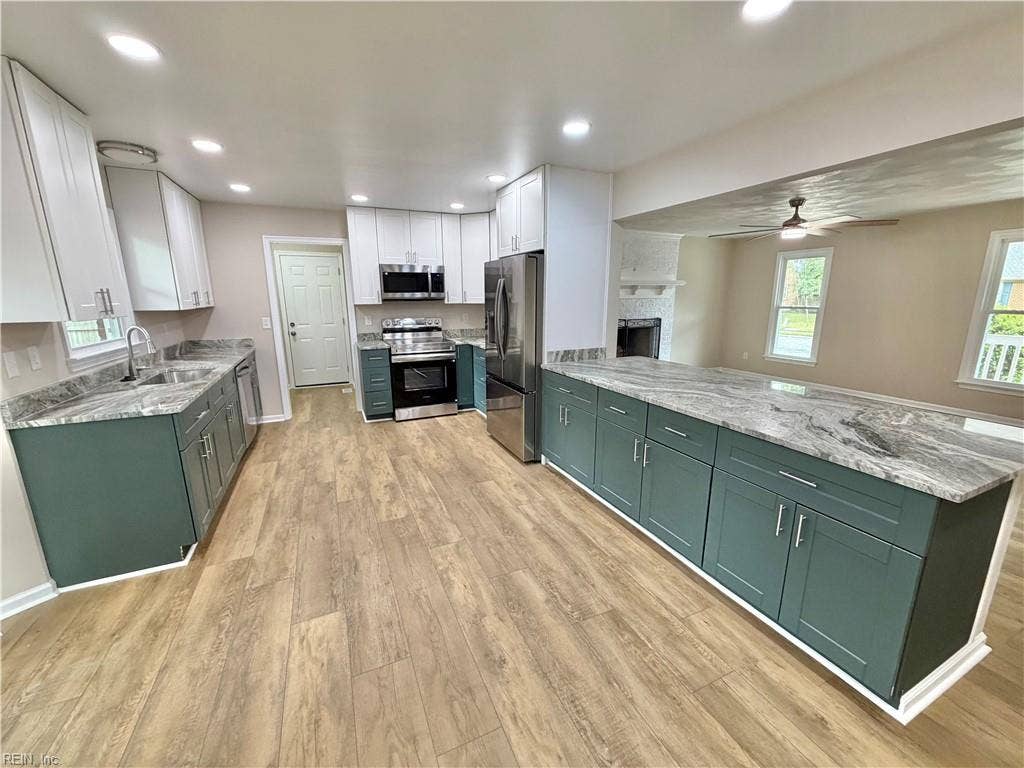 720 Baywood Trail, Chesapeake, VA 23323