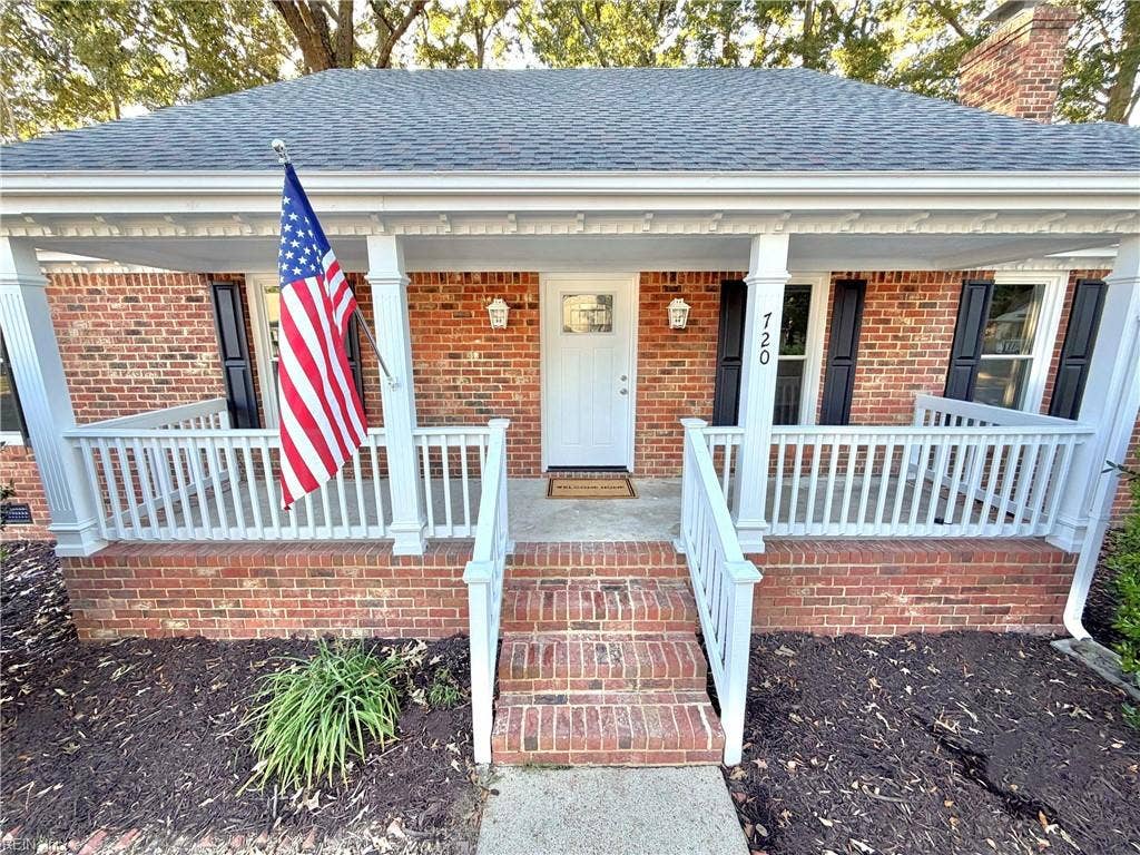 720 Baywood Trail, Chesapeake, VA 23323