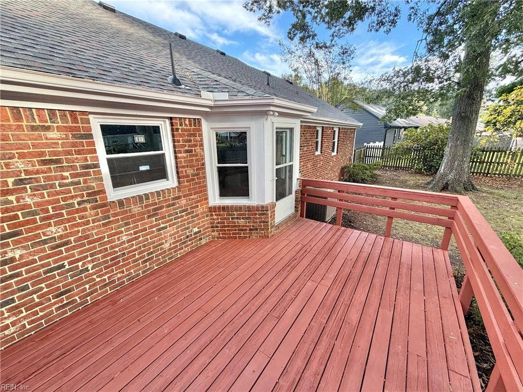 720 Baywood Trail, Chesapeake, VA 23323