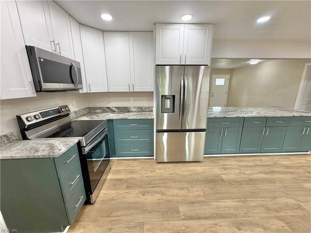 720 Baywood Trail, Chesapeake, VA 23323