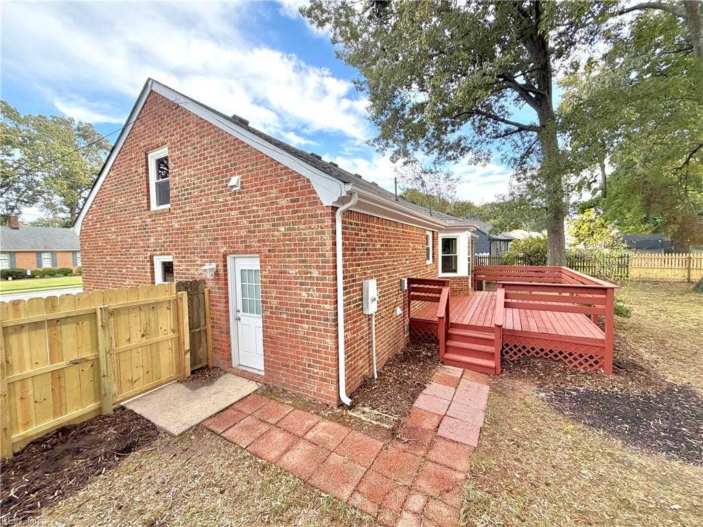 720 Baywood Trail, Chesapeake, VA 23323