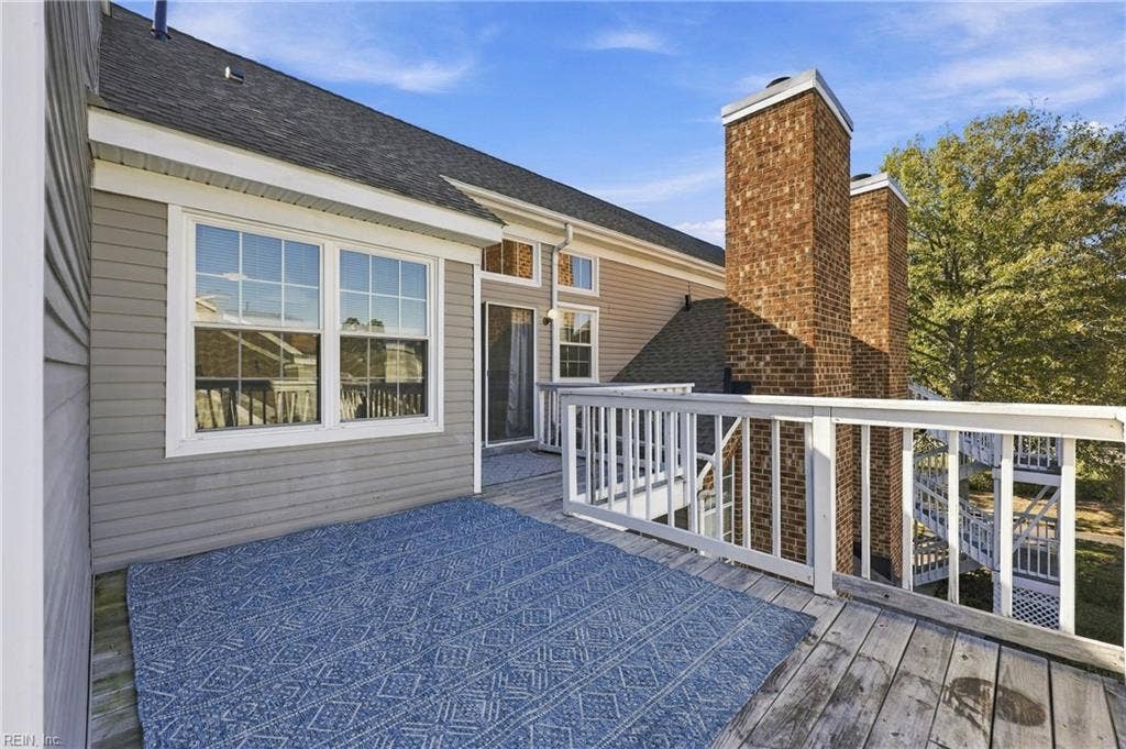 4221 Laurel Green Circle, Virginia Beach, VA 23456