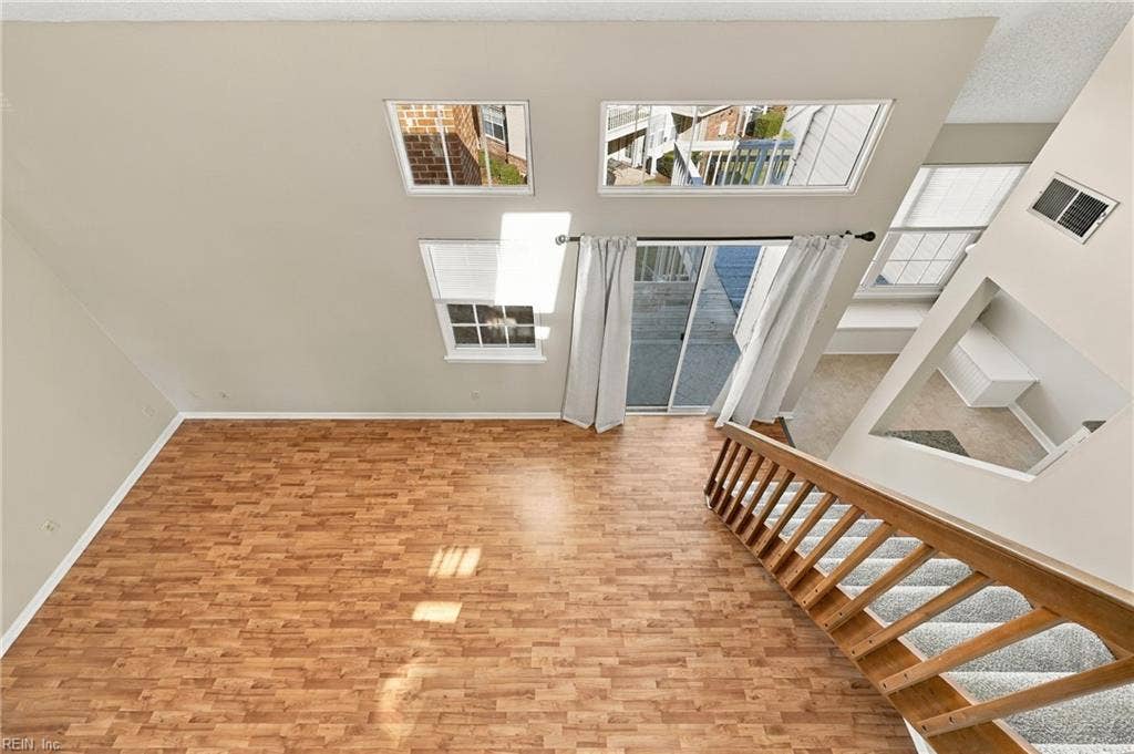 4221 Laurel Green Circle, Virginia Beach, VA 23456