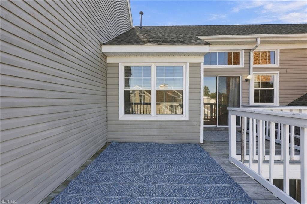 4221 Laurel Green Circle, Virginia Beach, VA 23456