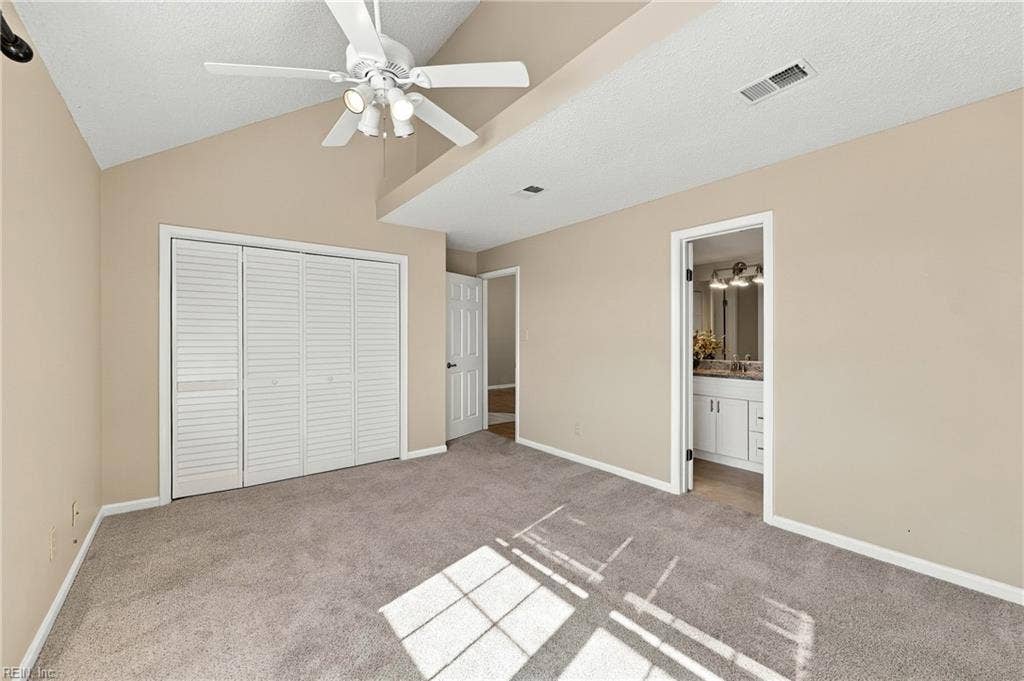 4221 Laurel Green Circle, Virginia Beach, VA 23456