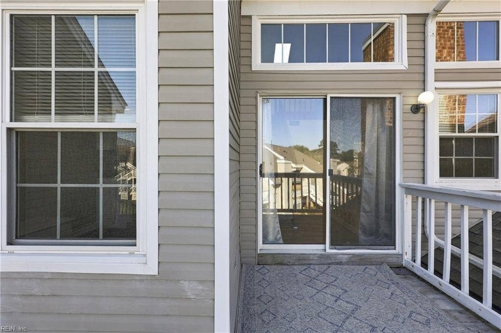 4221 Laurel Green Circle, Virginia Beach, VA 23456