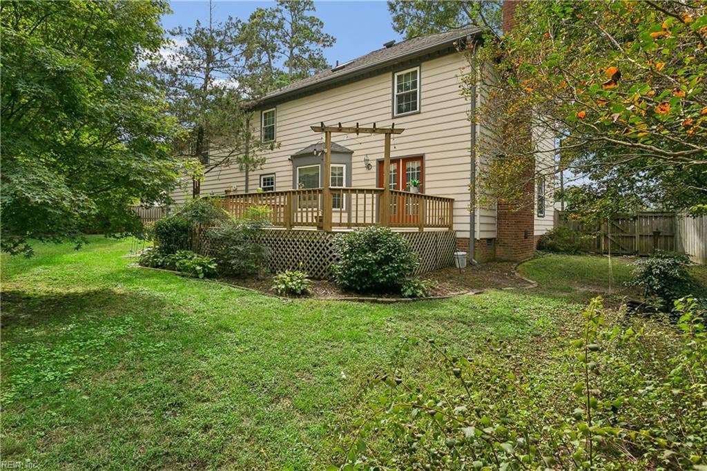 32 Padgett Court, Newport News, VA 23606 32 Padgett Court, Newport News, VA 23606