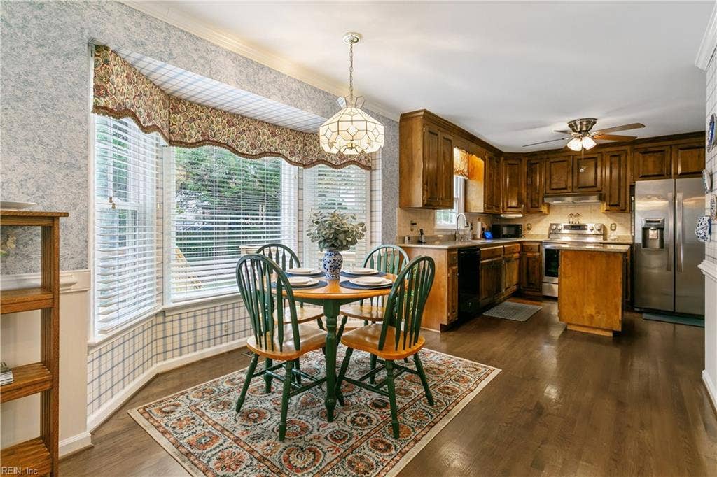 32 Padgett Court, Newport News, VA 23606 32 Padgett Court, Newport News, VA 23606