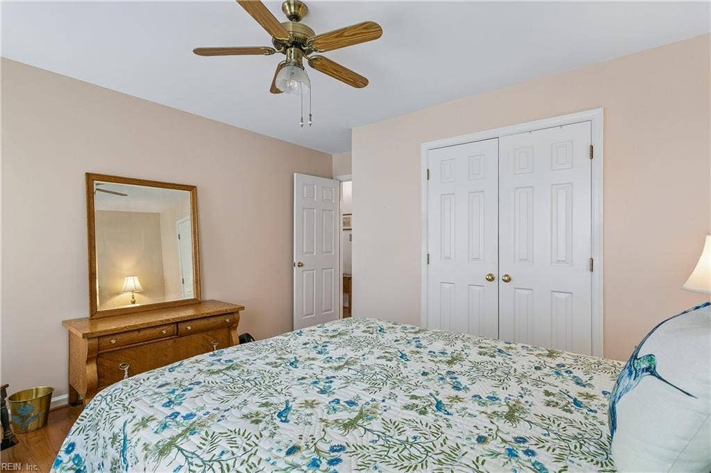32 Padgett Court, Newport News, VA 23606 32 Padgett Court, Newport News, VA 23606