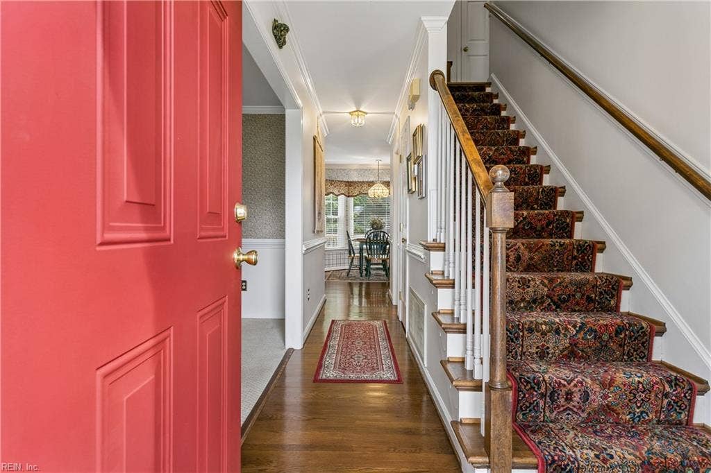 32 Padgett Court, Newport News, VA 23606 32 Padgett Court, Newport News, VA 23606