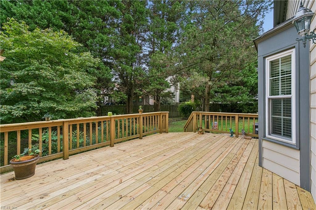 32 Padgett Court, Newport News, VA 23606 32 Padgett Court, Newport News, VA 23606