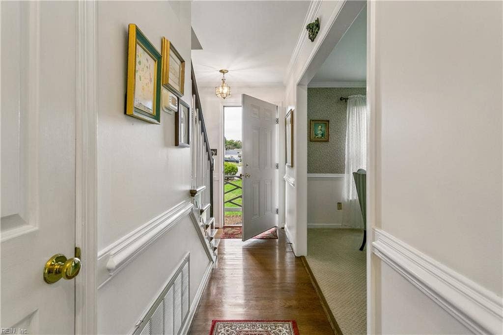 32 Padgett Court, Newport News, VA 23606 32 Padgett Court, Newport News, VA 23606