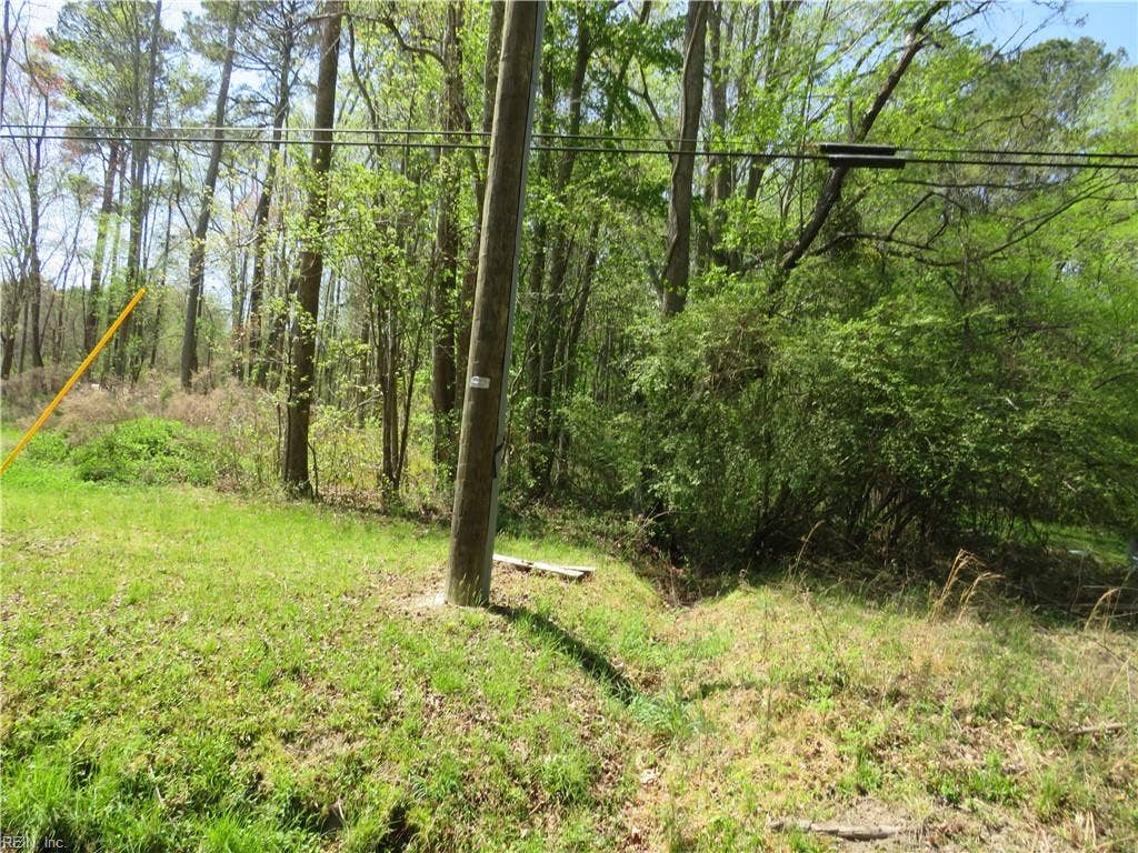2716 Seven Eleven Road, Chesapeake, VA 23322