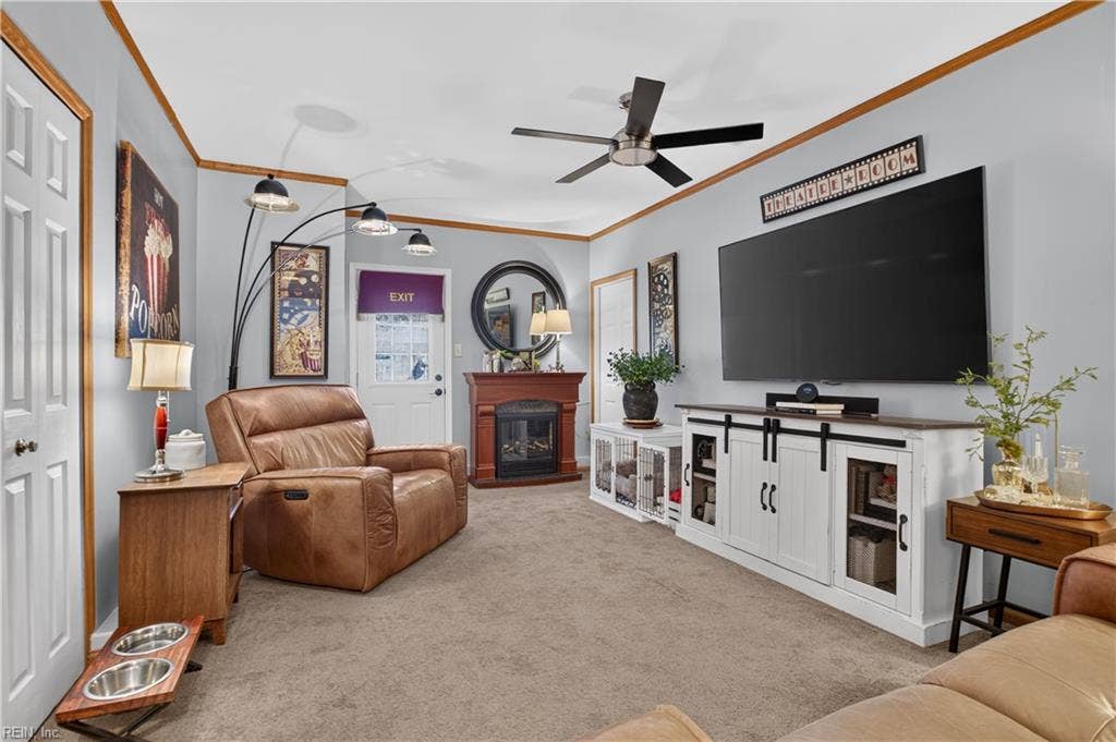 3/4 of a 2 car garage converted to Family Room!