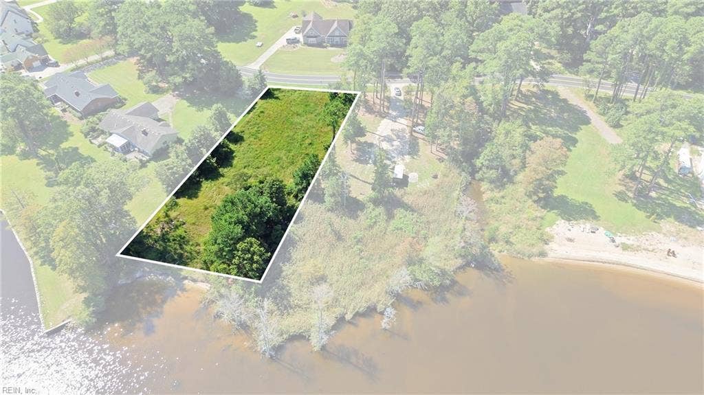 222 Small Drive, Elizabeth City, NC 27909 222 Small Drive, Elizabeth City, NC 27909