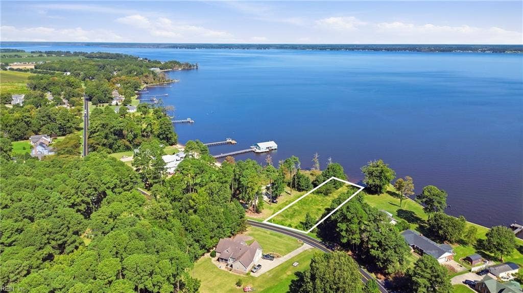 222 Small Drive, Elizabeth City, NC 27909 222 Small Drive, Elizabeth City, NC 27909