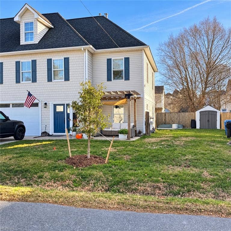 2232 W Berrie Circle, Virginia Beach, VA 23455 Welcome to 2232 W Berrie Cir