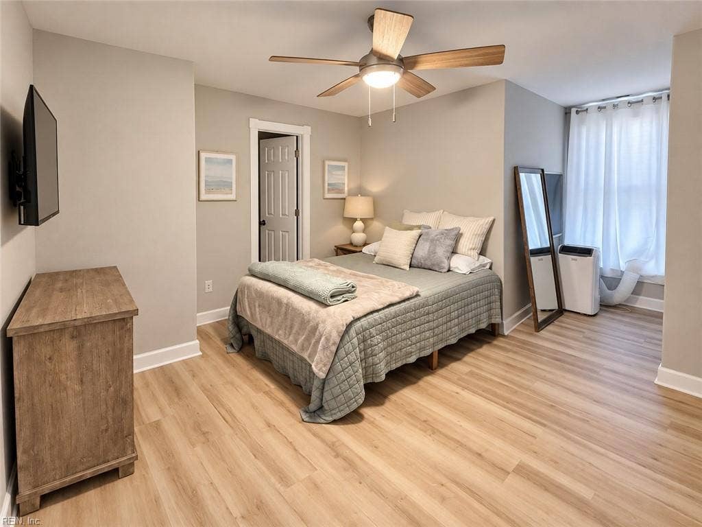 2232 W Berrie Circle, Virginia Beach, VA 23455 Guest Bedroom