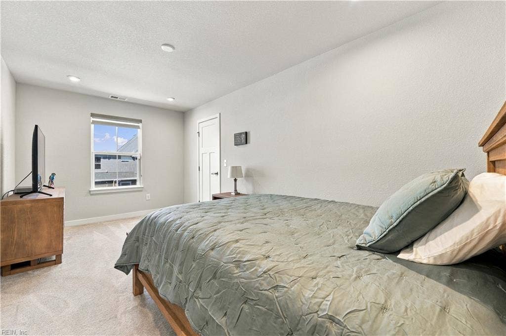 511 Eldridge Lane, Cardinal Meadows, Chesapeake, VA 23323 511 Eldridge Lane, Cardinal Meadows, Chesapeake, VA 23323
