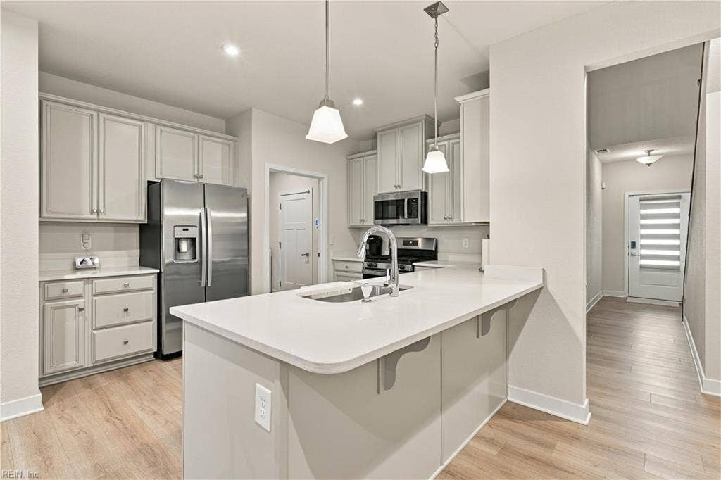 511 Eldridge Lane, Cardinal Meadows, Chesapeake, VA 23323 511 Eldridge Lane, Cardinal Meadows, Chesapeake, VA 23323