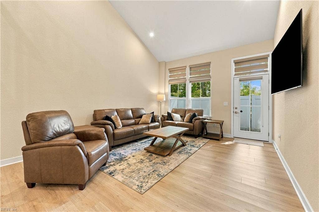 511 Eldridge Lane, Cardinal Meadows, Chesapeake, VA 23323 511 Eldridge Lane, Cardinal Meadows, Chesapeake, VA 23323
