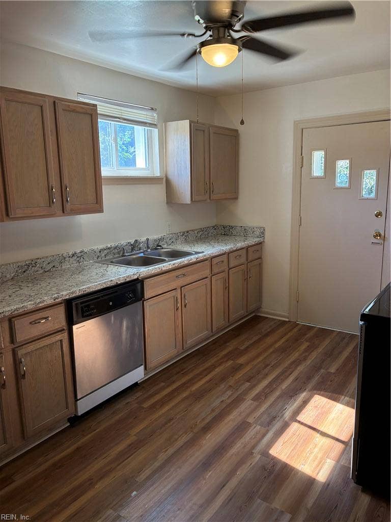 4131 Everett Street, #A, Chesapeake, VA 23320