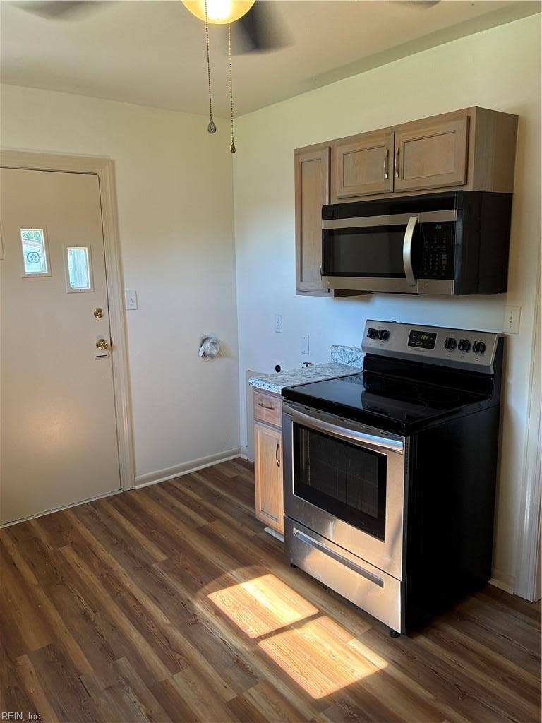 4131 Everett Street, #A, Chesapeake, VA 23320