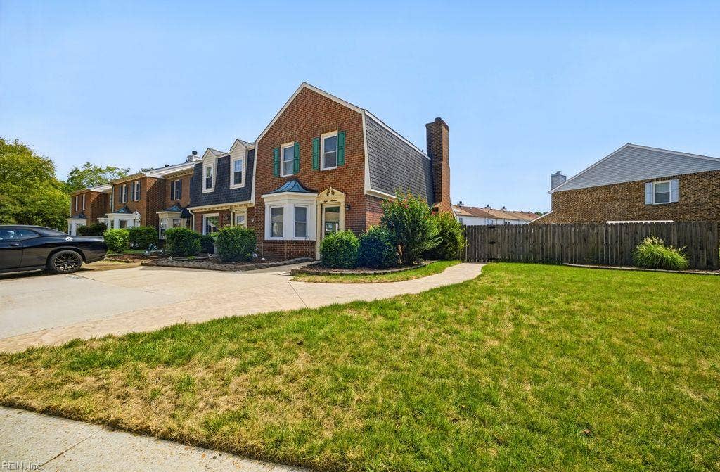 819 Mill Landing Road, Chesapeake, VA 23322 819 Mill Landing Road, Chesapeake, VA 23322