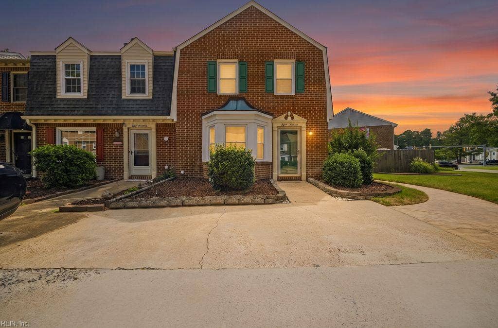 819 Mill Landing Road, Chesapeake, VA 23322 819 Mill Landing Road, Chesapeake, VA 23322