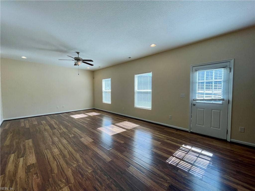 4843 Norvella Avenue, Norfolk, VA 23513