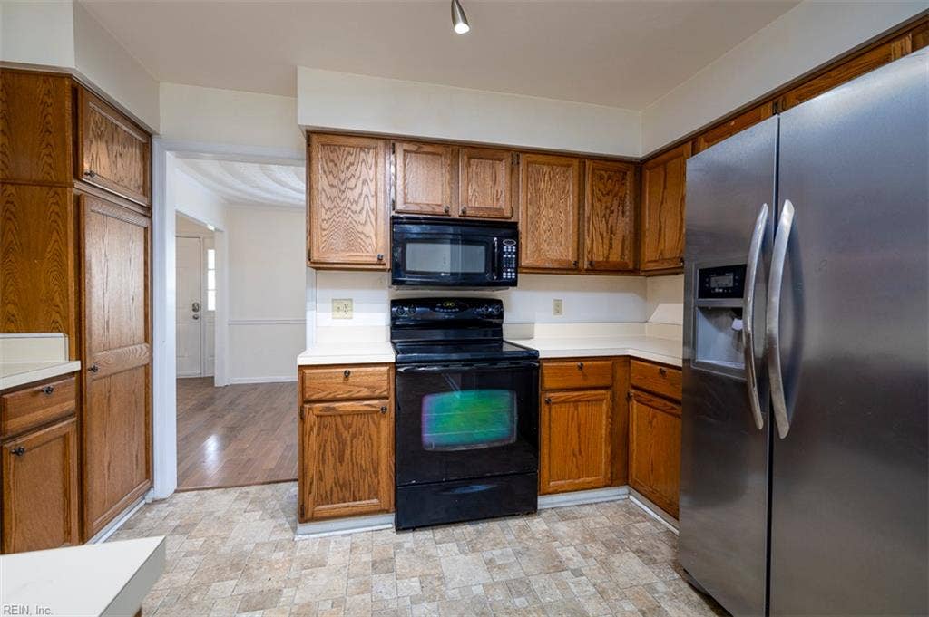2569 Piney Bark Drive, Hunt Club Forest, Virginia Beach, VA 23456 2569 Piney Bark Drive, Hunt Club Forest, Virginia Beach, VA 23456
