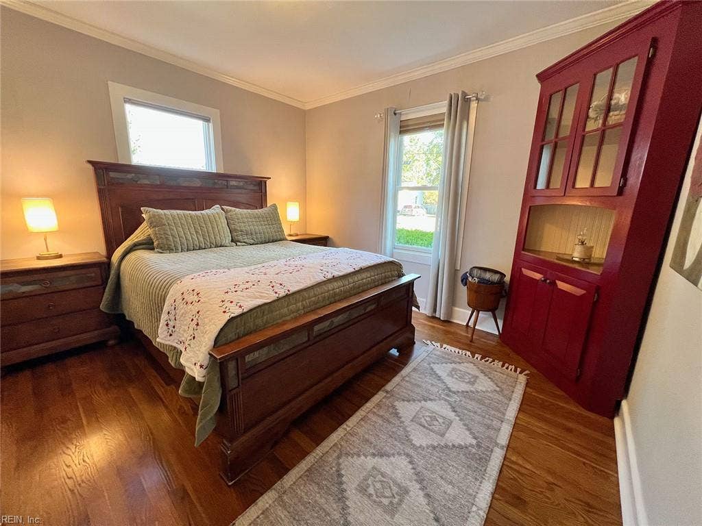 11 Dwight Road, Newport News, VA 23601