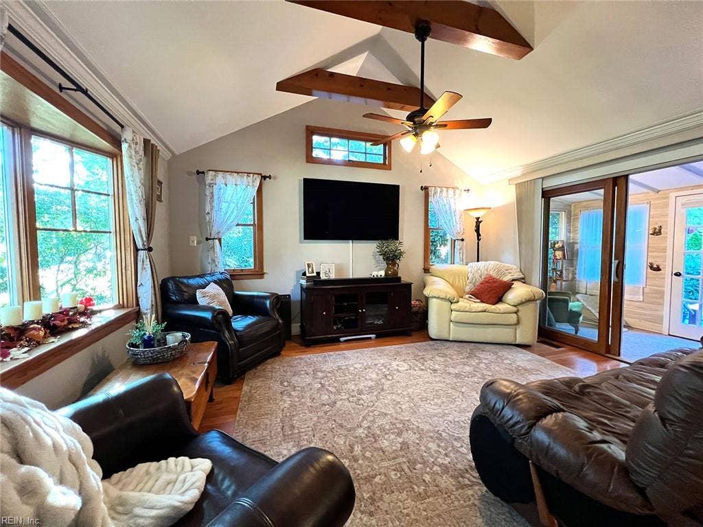 11 Dwight Road, Newport News, VA 23601