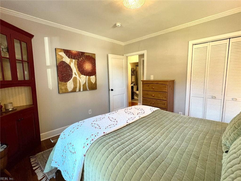 11 Dwight Road, Newport News, VA 23601