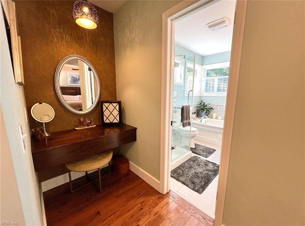 11 Dwight Road, Newport News, VA 23601